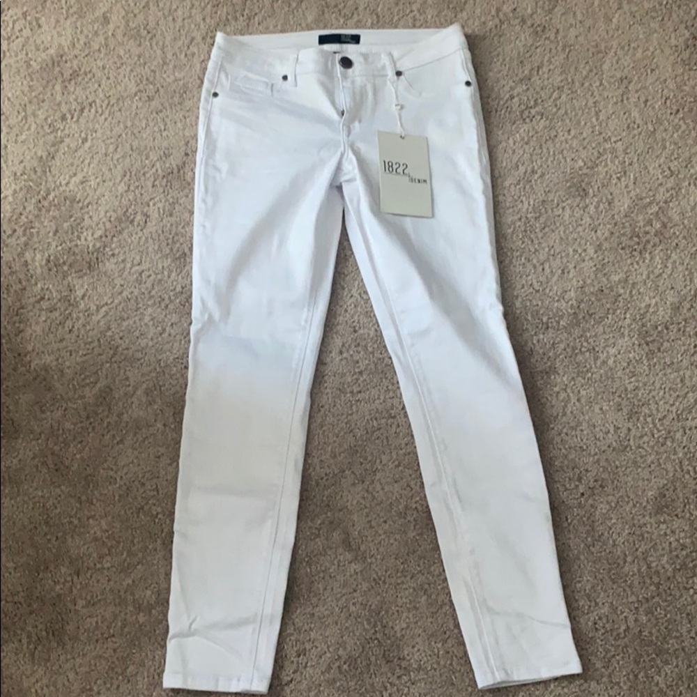 Skinny white jeans